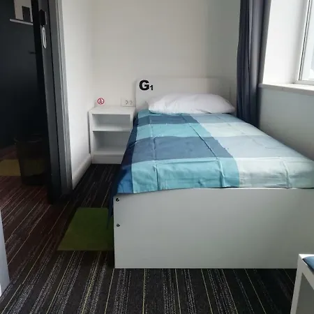 你的365旅舍 *